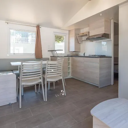 Vacanceselect Mobil Homes - Camping Kim'S Kemping
